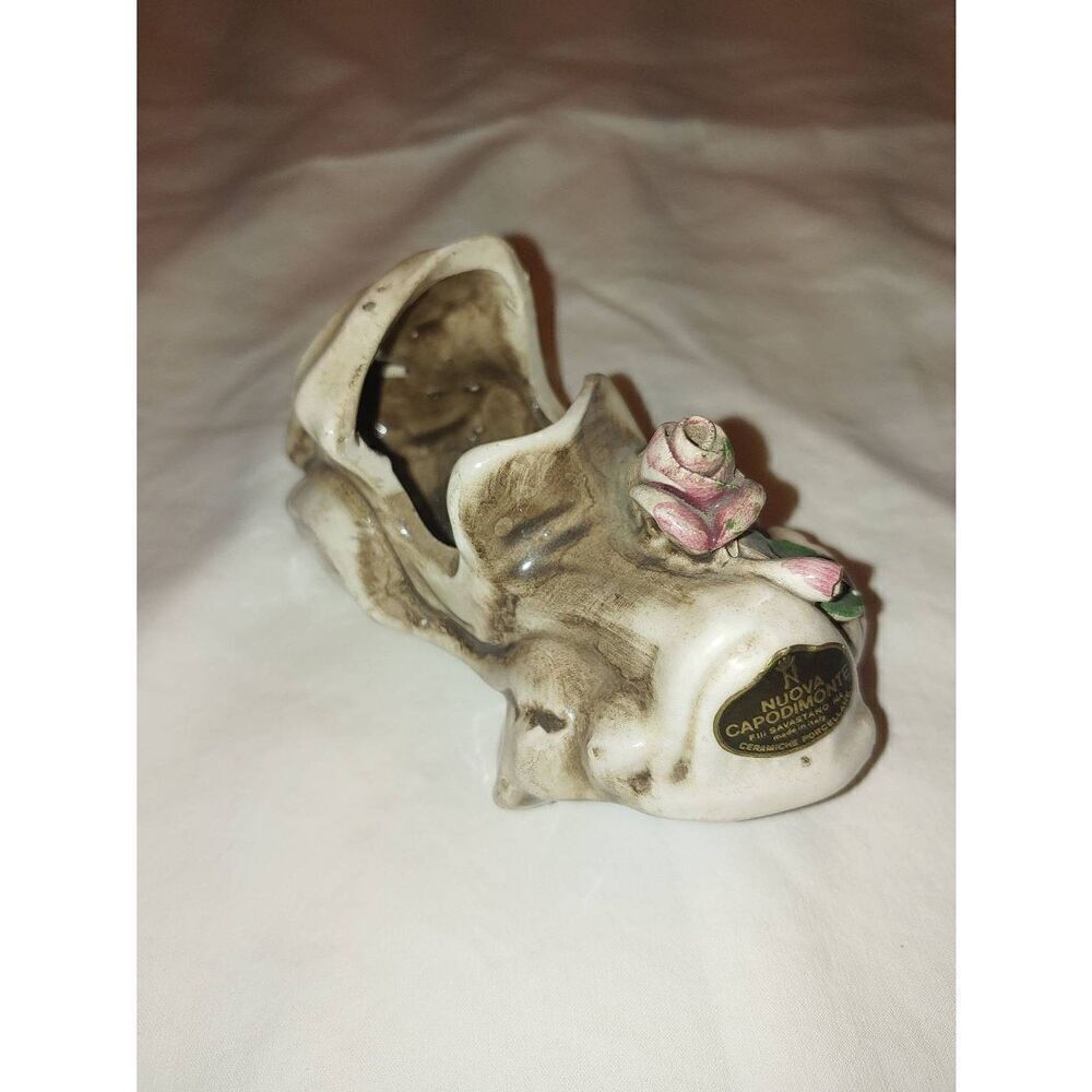 Nuova Capodimonte Vintage Car With Rose Bud Figurine